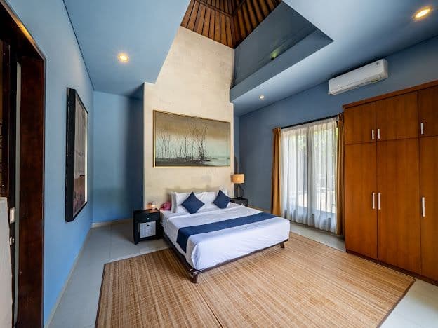 Berawa Family Villa — bedroom