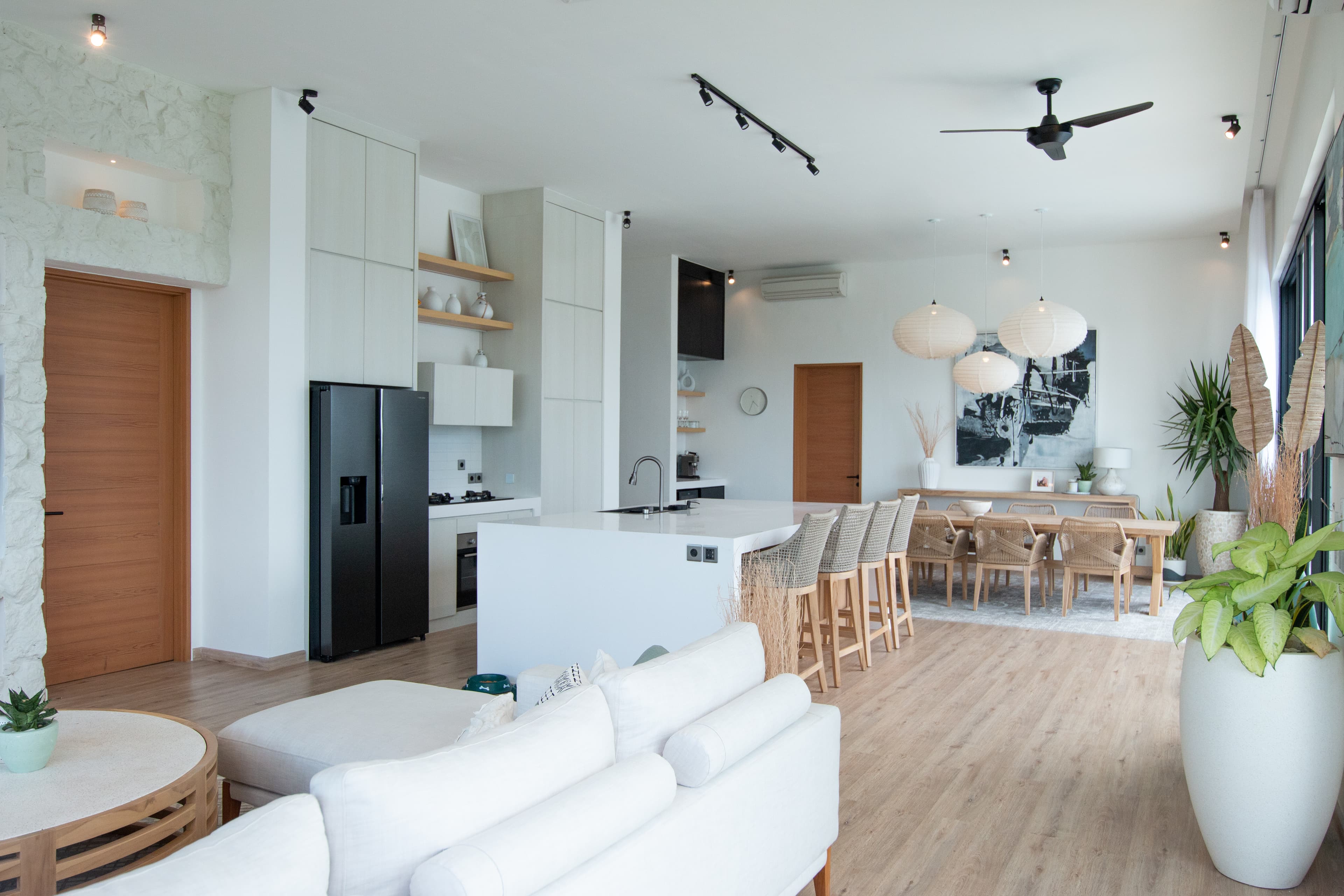 Bingin Hill Villa — open plan kitchen and dining