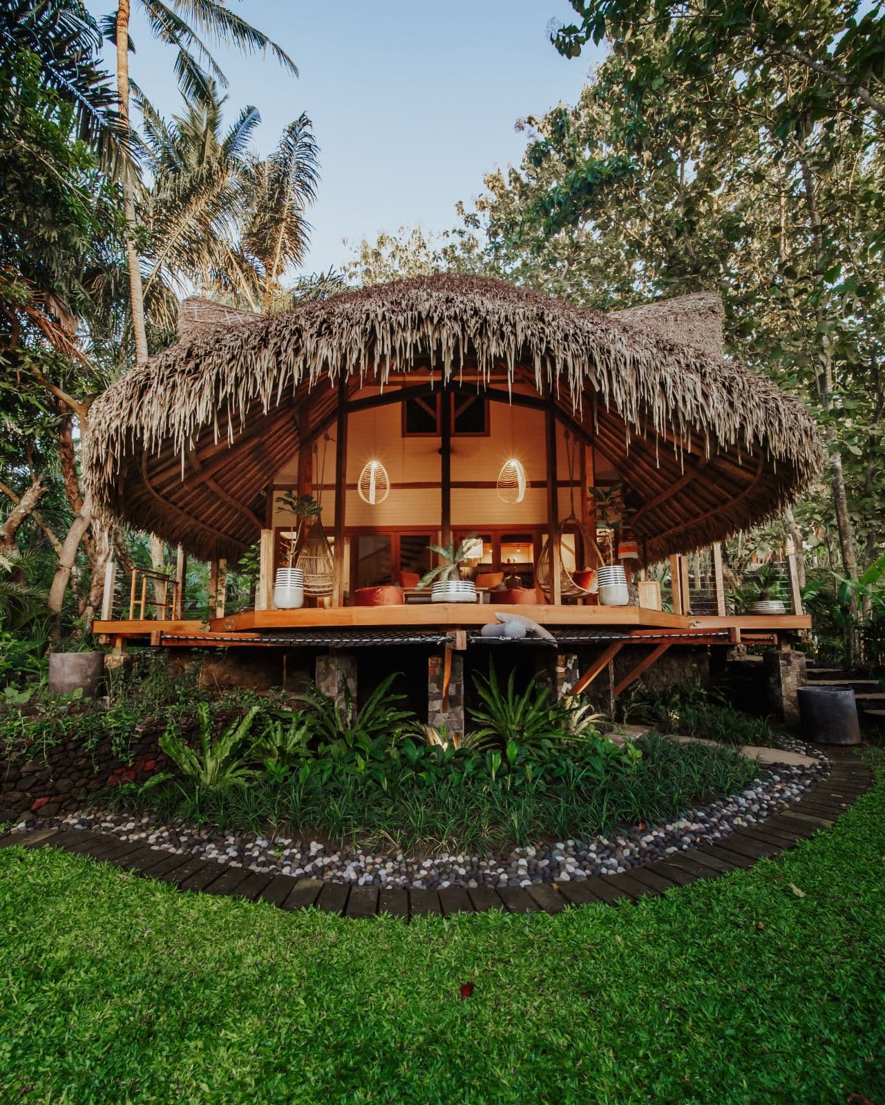 Sungai Villa — thatched eco villa with garden, near Green School Bali